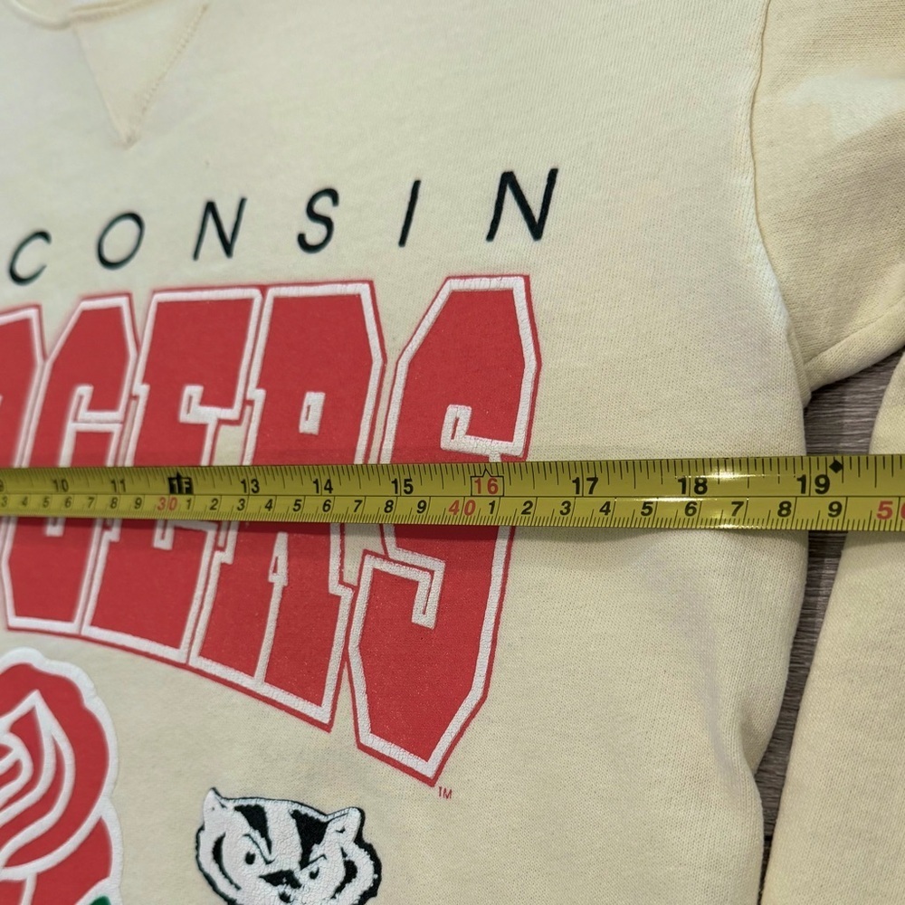 Vintage Wisconsin Badgers Rose Bowl 1994 Crewneck Sweatshirt Cream NCAA Women Sm - Picture 8 of 14
